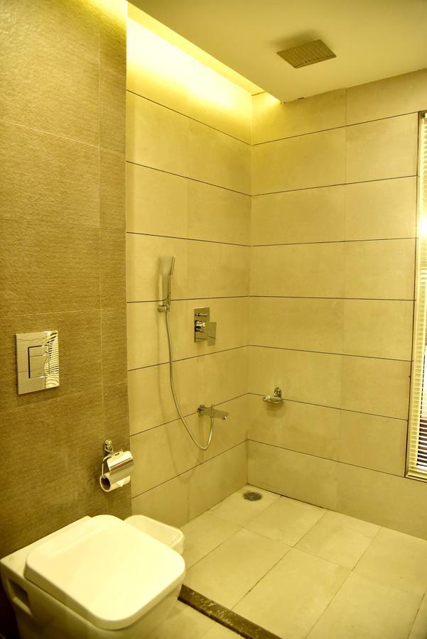 Season Hotel Nainital Dış mekan fotoğraf